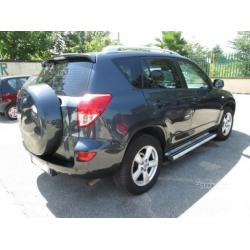 TOYOTA RAV4 3ª serie - 2008 - 2.2 D4D